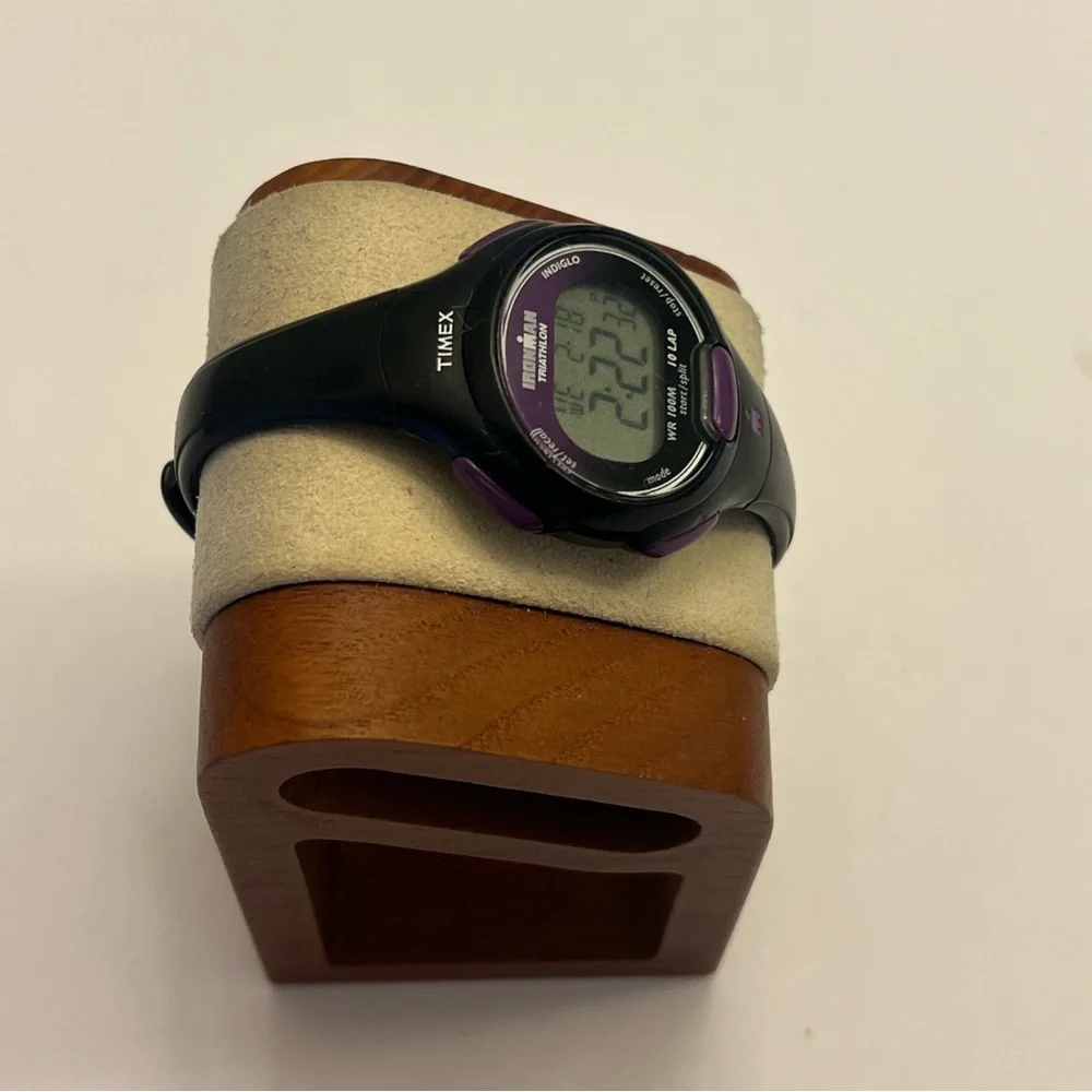 Timex Women’s Ironman Essential 10-Lap‎ Watch Black/Purple
